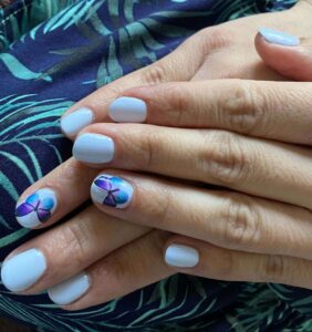 blue gel nails art